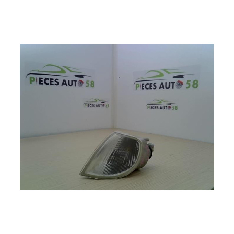 Optique avant secondaire gauche (feux)(clignotant) CITROEN SAXO PHASE 1 d’occasion