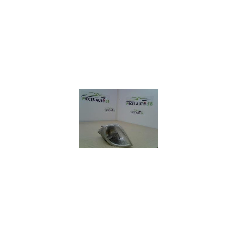 Optique avant secondaire droit (feux)(clignotant) CITROEN SAXO PHASE 1 d’occasion