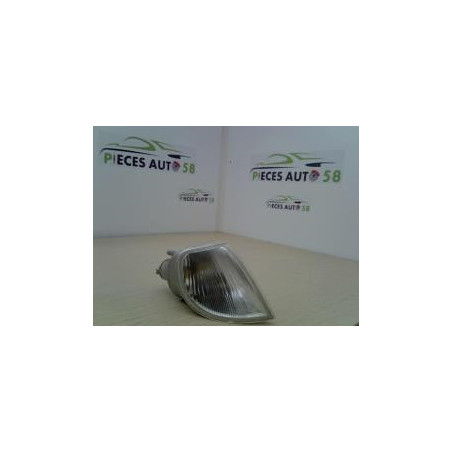 Optique avant secondaire droit (feux)(clignotant) CITROEN SAXO PHASE 1 d’occasion
