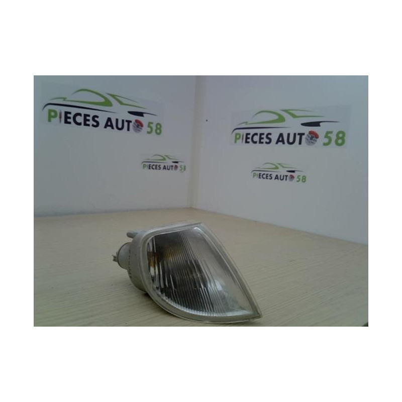 Optique avant secondaire droit (feux)(clignotant) CITROEN SAXO PHASE 1 d’occasion