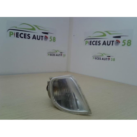 Optique avant secondaire droit (feux)(clignotant) CITROEN  d’occasion