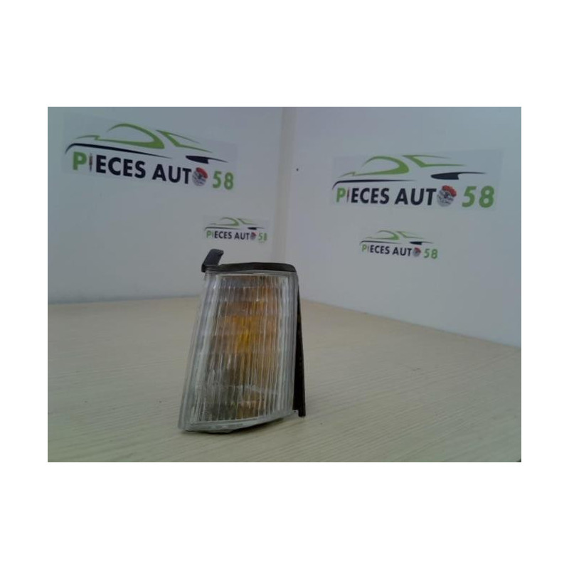 Optique avant secondaire gauche (feux)(clignotant) RENAULT R21 PHASE 1 d’occasion