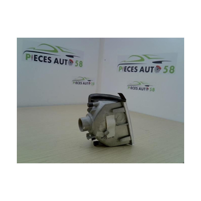 Optique avant secondaire gauche (feux)(clignotant) RENAULT R21 PHASE 1 d’occasion