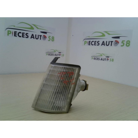 Optique avant secondaire gauche (feux)(clignotant) RENAULT  d’occasion