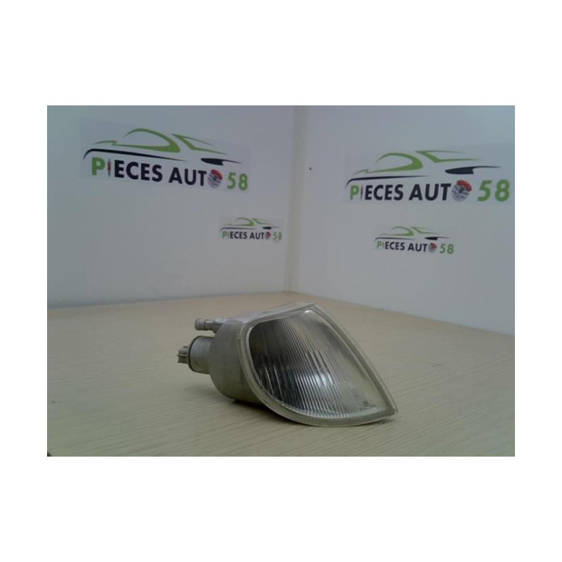 Optique avant secondaire droit (feux)(clignotant) CITROEN  d’occasion