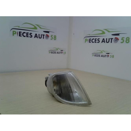 Optique avant secondaire droit (feux)(clignotant) CITROEN  d’occasion
