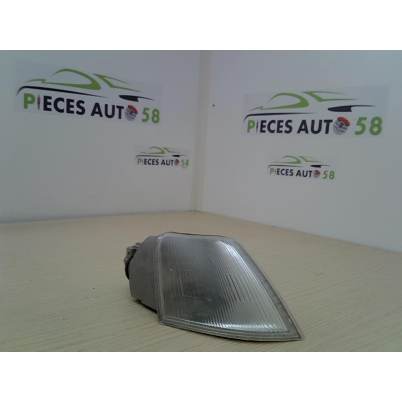 Optique avant secondaire droit (feux)(clignotant) CITROEN  d’occasion