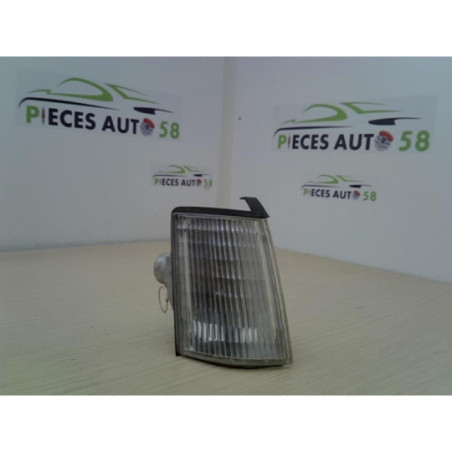 Optique avant secondaire droit (feux)(clignotant) RENAULT  d’occasion