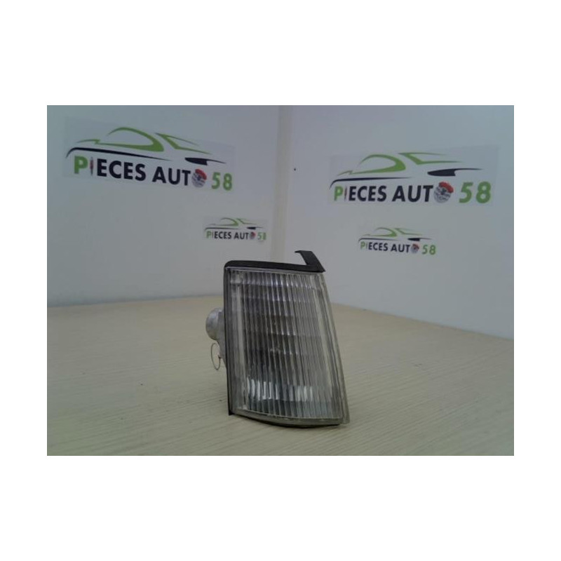Optique avant secondaire droit (feux)(clignotant) RENAULT  d’occasion