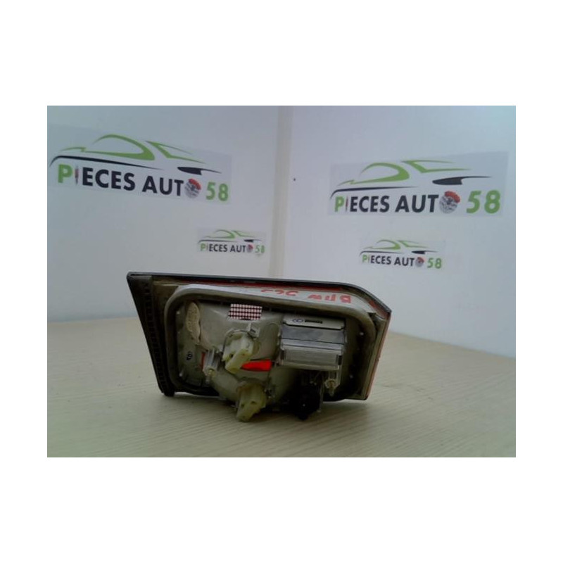Feu arriere secondaire droit (feux) BMW SERIE 5 E34 d’occasion