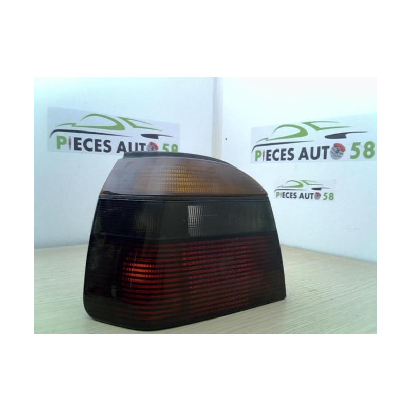 Feu arriere principal gauche (feux) VOLKSWAGEN GOLF 4 CABRIOLET d’occasion
