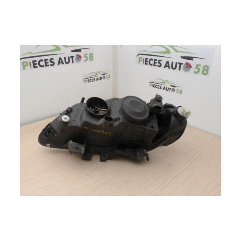 Optique avant principal droit (feux)(phare) RENAULT LAGUNA 1 PHASE 2 d’occasion