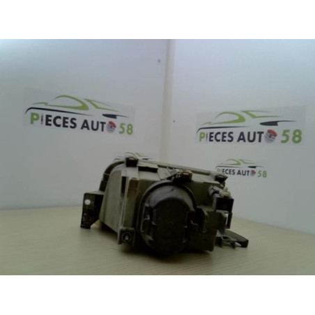 Optique avant principal droit (feux)(phare) RENAULT CLIO 1 PHASE 1 d’occasion