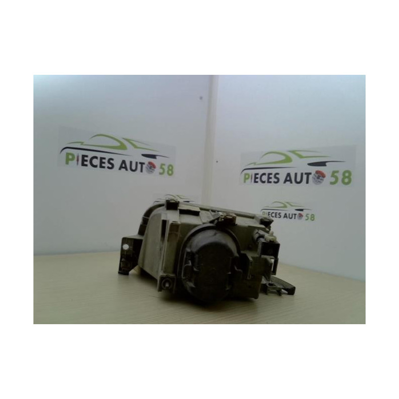 Optique avant principal droit (feux)(phare) RENAULT CLIO 1 PHASE 1 d’occasion