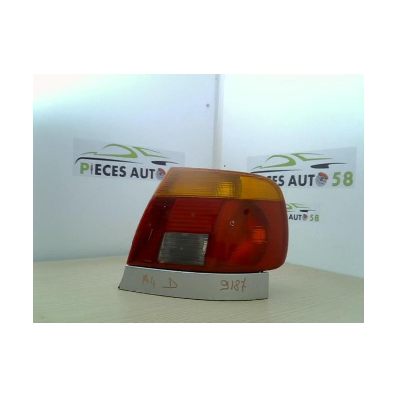 Feu arriere principal droit (feux) AUDI A4 1 PHASE 1 d’occasion