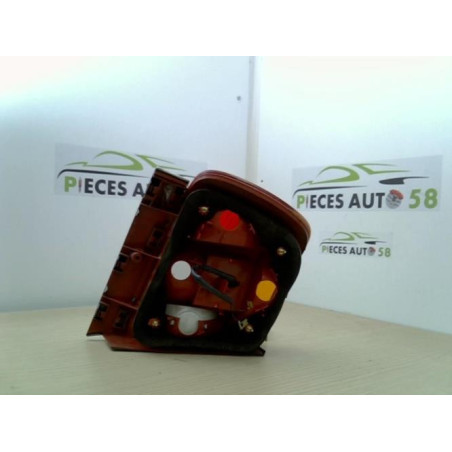 Feu arriere principal droit (feux) AUDI A4 1 PHASE 1 d’occasion