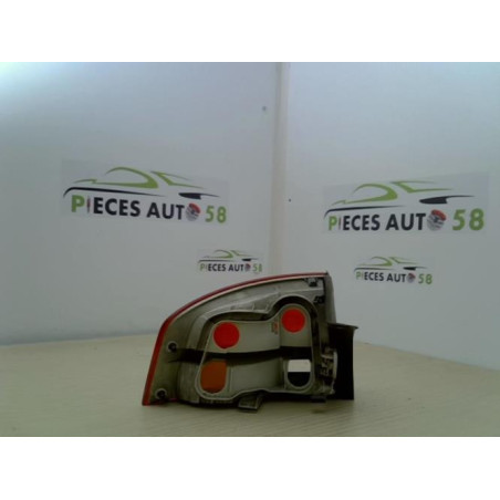 Feu arriere principal droit (feux) AUDI A4 2 PHASE 2 d’occasion
