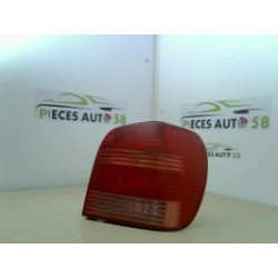 Feu arriere principal droit (feux) VOLKSWAGEN POLO 3 PHASE 2 d’occasion