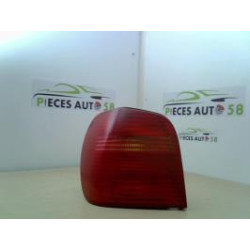 Feu arriere principal gauche (feux) VOLKSWAGEN POLO 3 PHASE 2 d’occasion