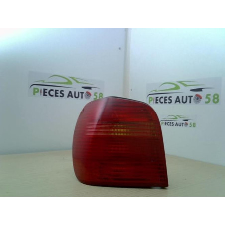 Feu arriere principal gauche (feux) VOLKSWAGEN POLO 3 PHASE 2 d’occasion