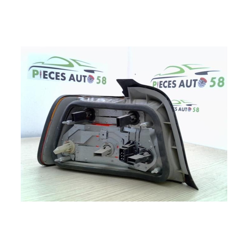Feu arriere principal droit (feux) BMW SERIE 3 E36 d’occasion