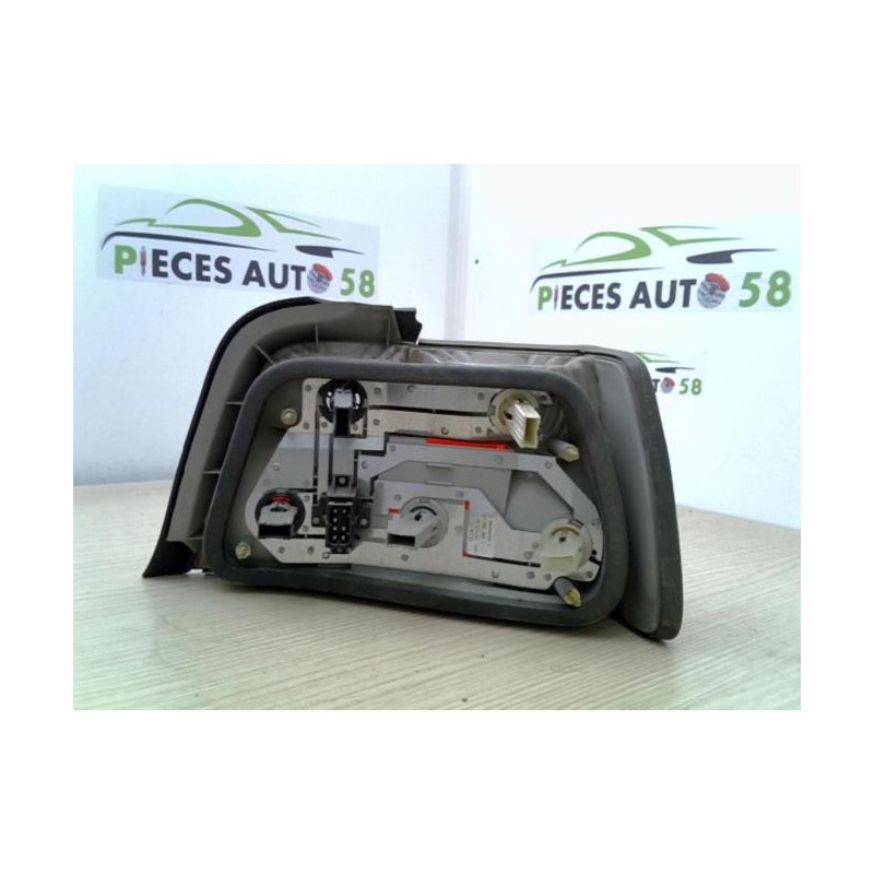 Feu arriere principal gauche (feux) BMW SERIE 5 E39 d’occasion