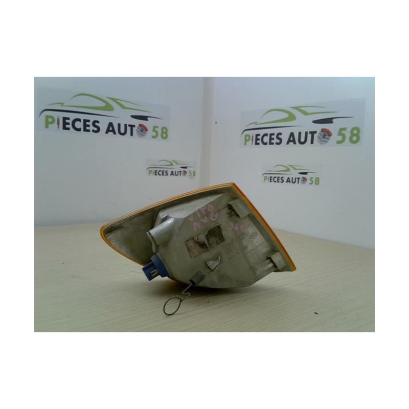 Optique avant secondaire gauche (feux)(clignotant) MERCEDES VITO 638 d’occasion