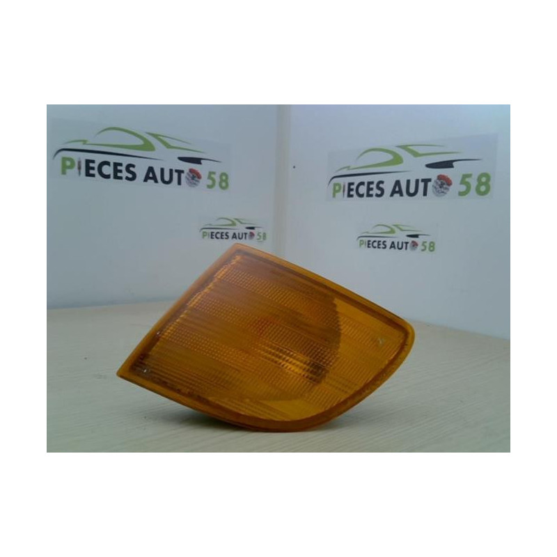 Optique avant secondaire gauche (feux)(clignotant) MERCEDES VITO 638 d’occasion
