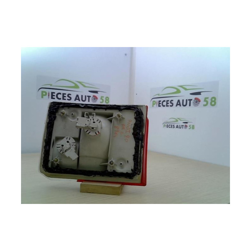 Feu arriere secondaire gauche (feux) AUDI 80 3 PHASE 1 d’occasion