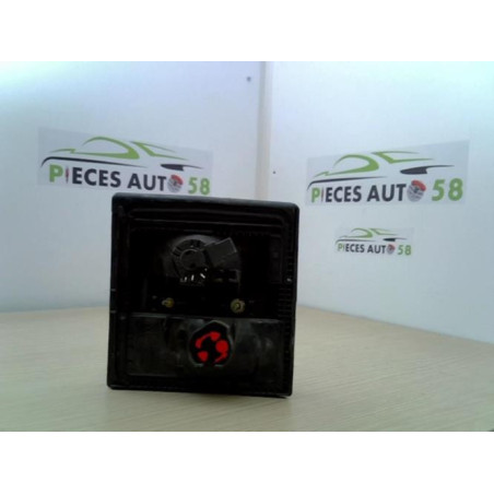 Feu arriere principal droit (feux) AUDI 80 1 PHASE 2 d’occasion