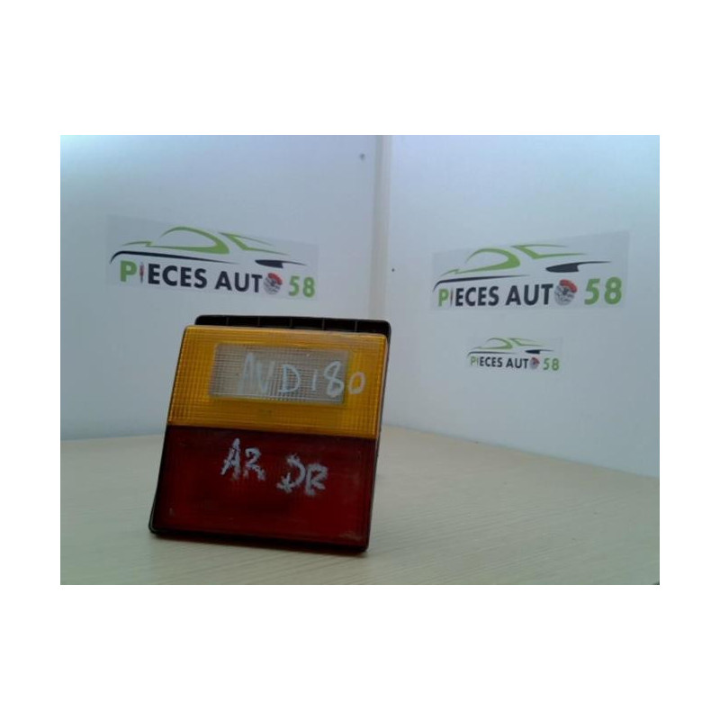 Feu arriere principal droit (feux) AUDI 80 1 PHASE 2 d’occasion