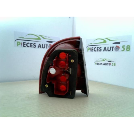 Feu arriere principal droit (feux) VOLKSWAGEN PASSAT 4 PHASE 2 d’occasion