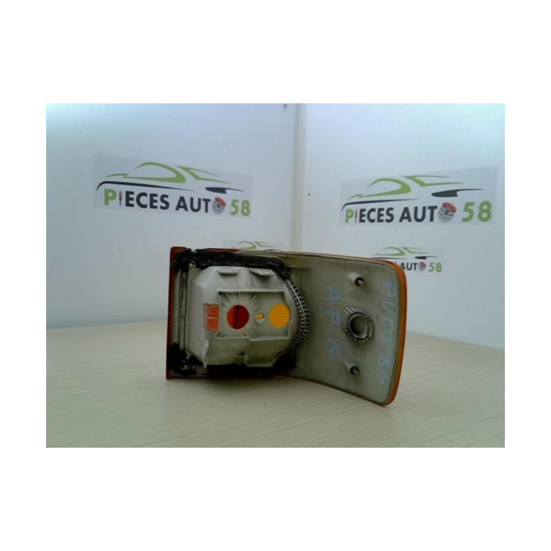 Feu arriere principal gauche (feux) AUDI 80 1 PHASE 1 d’occasion