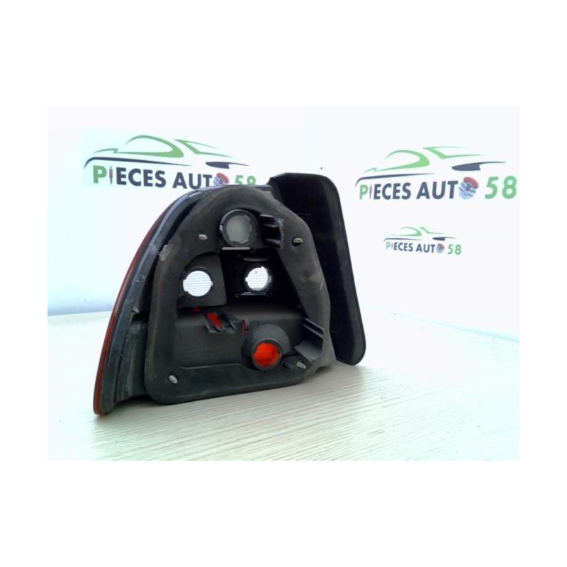 Feu arriere principal droit (feux) HONDA CIVIC 6 PHASE 1 d’occasion