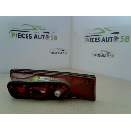Feu arriere secondaire gauche (feux) RENAULT SAFRANE PHASE 2 d’occasion
