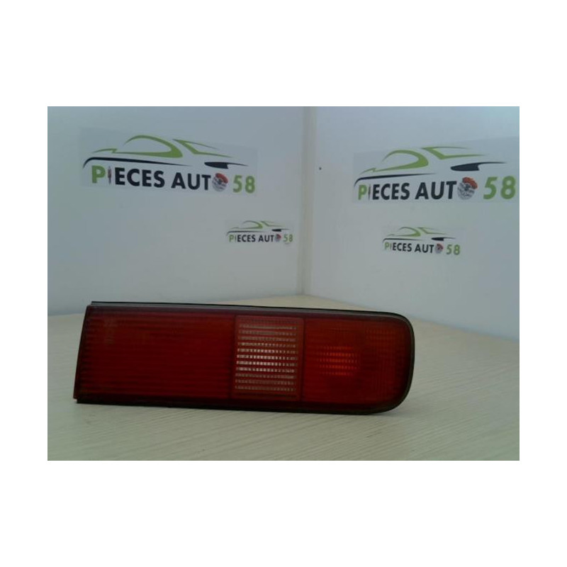 Feu arriere secondaire gauche (feux) RENAULT SAFRANE PHASE 2 d’occasion
