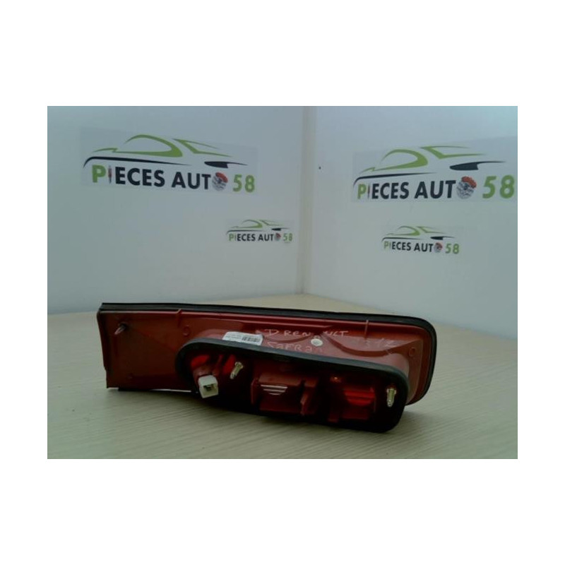 Feu arriere secondaire droit (feux) RENAULT SAFRANE PHASE 2 d’occasion