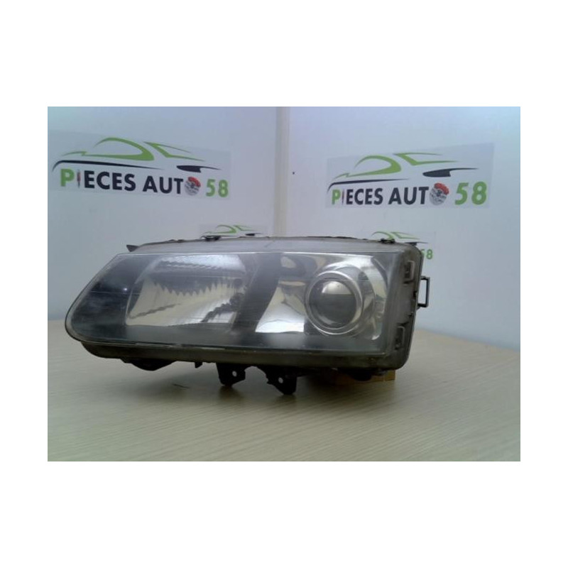 Optique avant principal gauche (feux)(phare) RENAULT SAFRANE PHASE 2 d’occasion