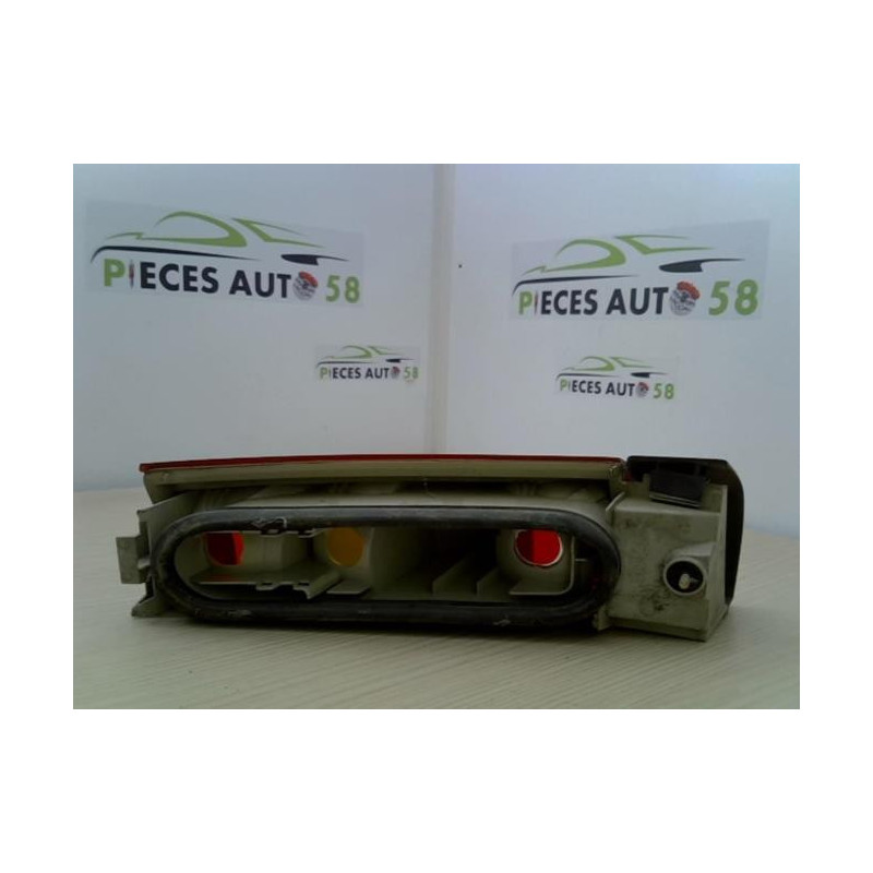 Feu arriere principal gauche (feux) RENAULT SUPER 5 d’occasion