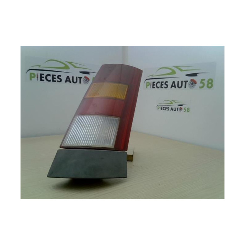 Feu arriere principal droit (feux) RENAULT SUPER 5 d’occasion
