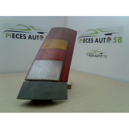 Feu arriere principal droit (feux) RENAULT SUPER 5 d’occasion