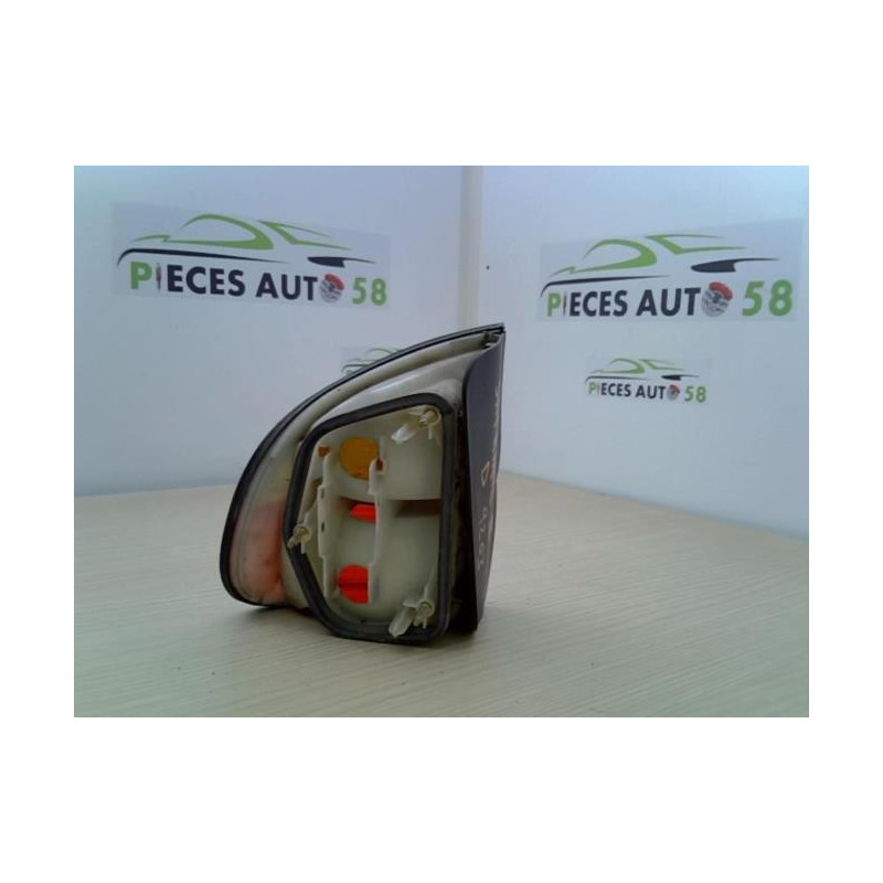 Feu arriere principal droit (feux) RENAULT SAFRANE PHASE 2 d’occasion