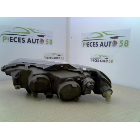 Optique avant principal droit (feux)(phare) RENAULT LAGUNA 1 PHASE 2 d’occasion