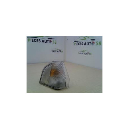 Optique avant secondaire droit (feux)(clignotant) CITROEN BX d’occasion
