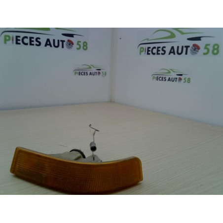 Optique avant secondaire gauche (feux)(clignotant) RENAULT SUPER 5 d’occasion