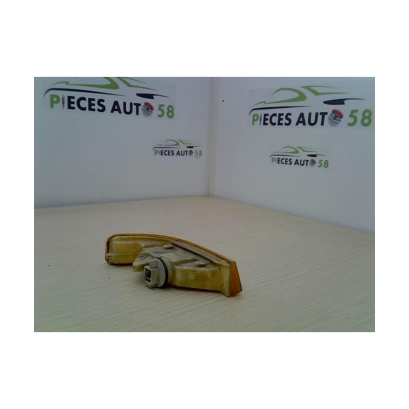 Optique avant secondaire gauche (feux)(clignotant) RENAULT SUPER 5 d’occasion