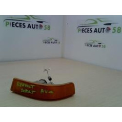 Optique avant secondaire gauche (feux)(clignotant) RENAULT SUPER 5 d’occasion