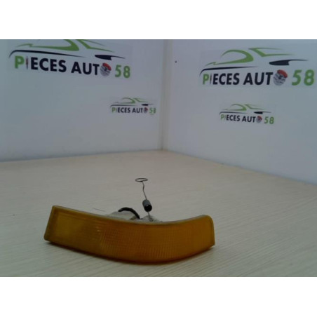 Optique avant secondaire gauche (feux)(clignotant) RENAULT SUPER 5 d’occasion
