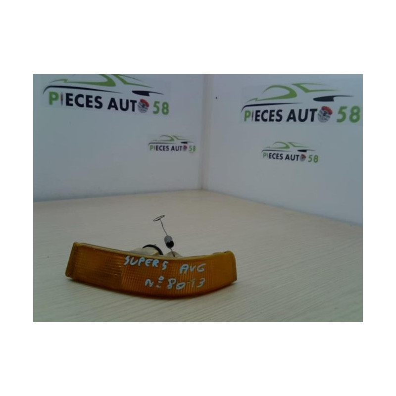 Optique avant secondaire gauche (feux)(clignotant) RENAULT SUPER 5 d’occasion