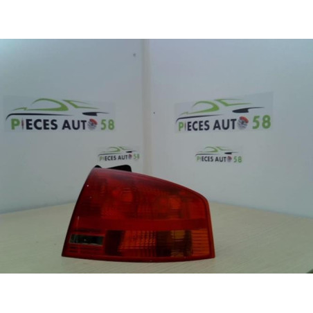 Feu arriere principal droit (feux) AUDI A4 2 PHASE 2 d’occasion